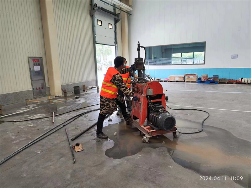 富川厂房地面下沉塌陷注浆加固施工